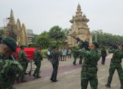 Ryamizard Ryacudu Dimakamkan dengan Penghormatan Militer di TMP Kalibata, Diiringi Tembakan Kehormatan dan Apel Persada